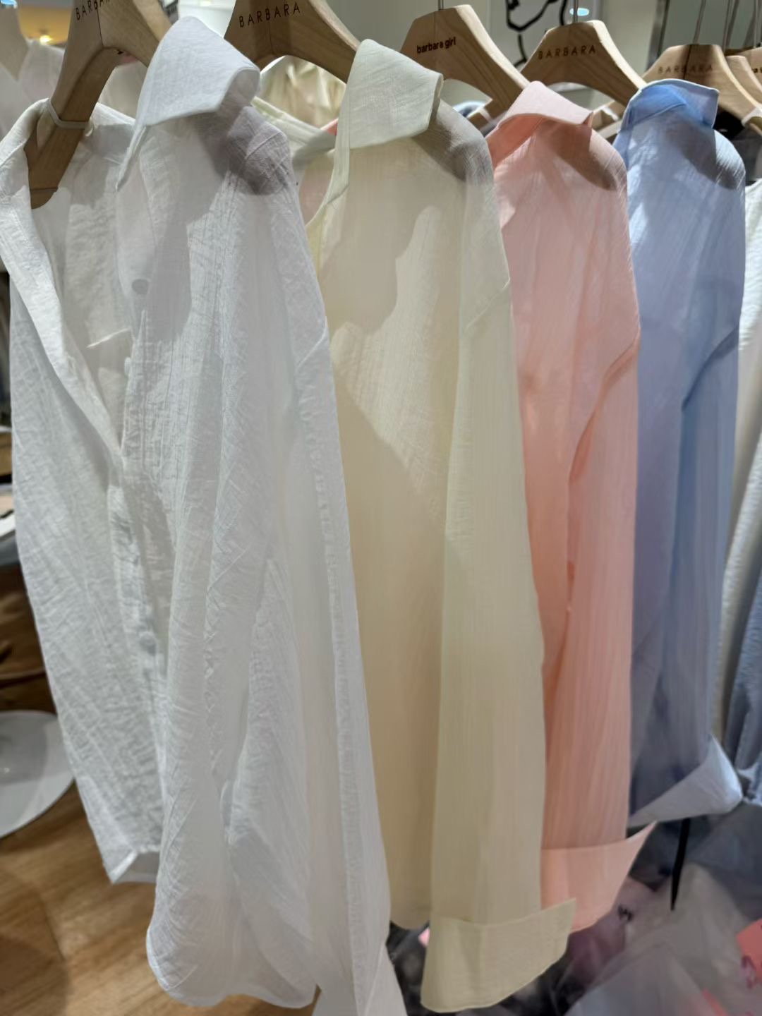 BARBARA GIRL韓國直郵女士新款26春夏襯衫蕾絲衫奶油色天絲BARBARA GIRL襯衫/蕾絲衫