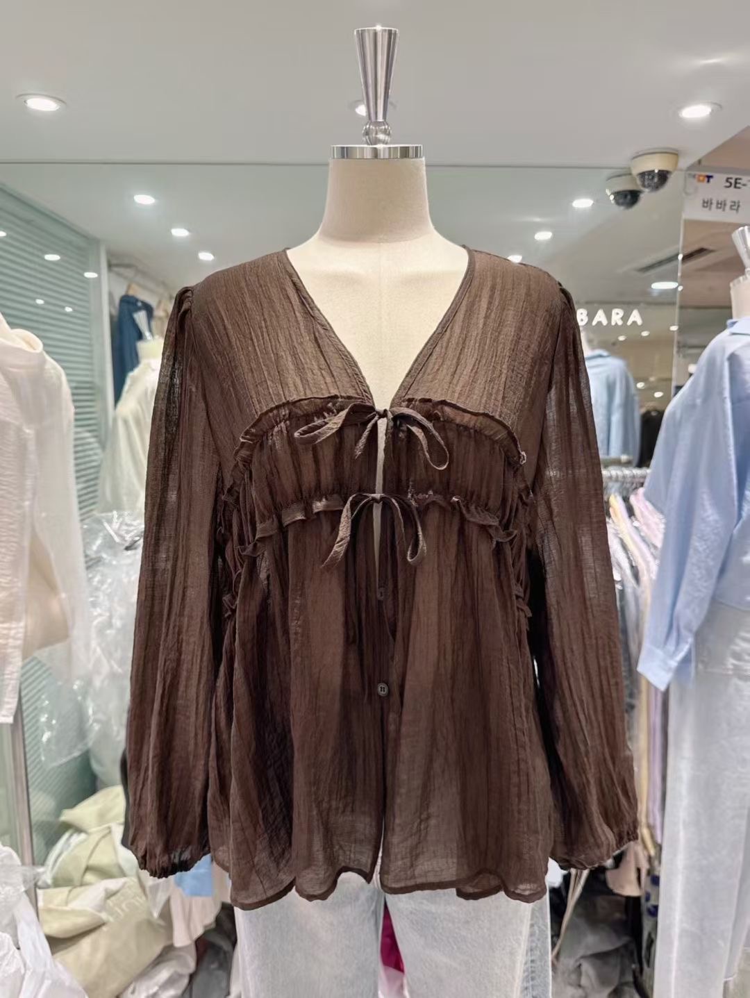 BARBARA GIRL韓國直郵女士新品時尚襯衫蕾絲衫荷葉邊天絲BARBARA GIRL襯衫/蕾絲衫圖色3