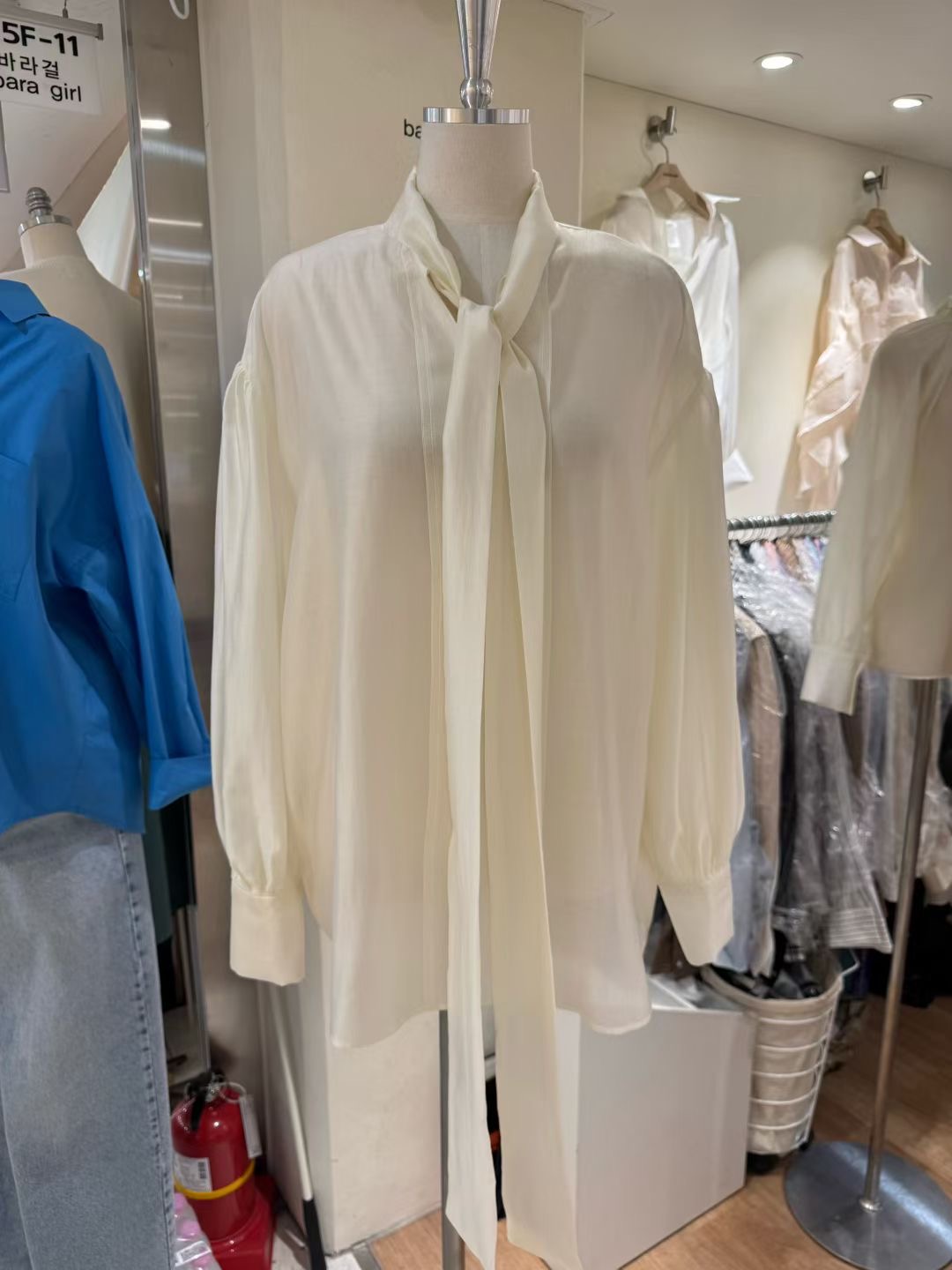 BARBARA GIRL韓國東大門代購女裝新品職業襯衫蕾絲衫天絲BARBARA GIRL襯衫/蕾絲衫圖色2