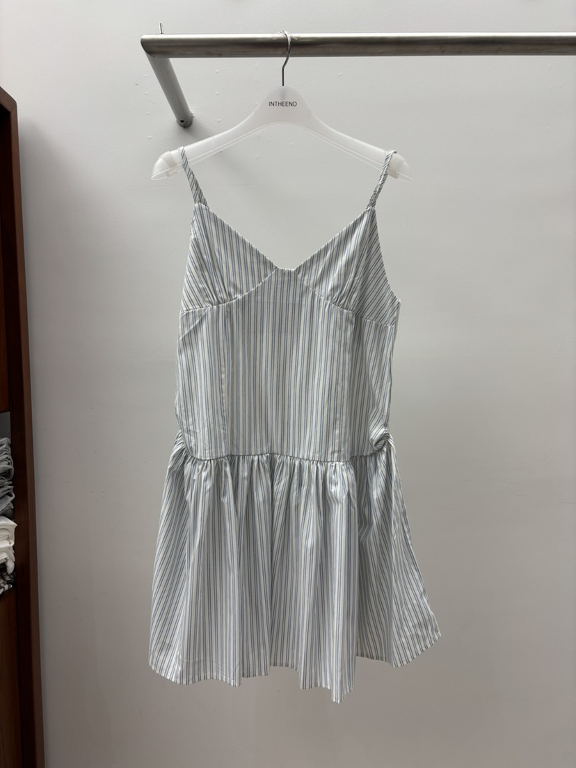 INTHEEND韓國直郵實拍女士新款職業推薦休閑時尚熱賣連衣裙INTHEEND連衣裙圖色1