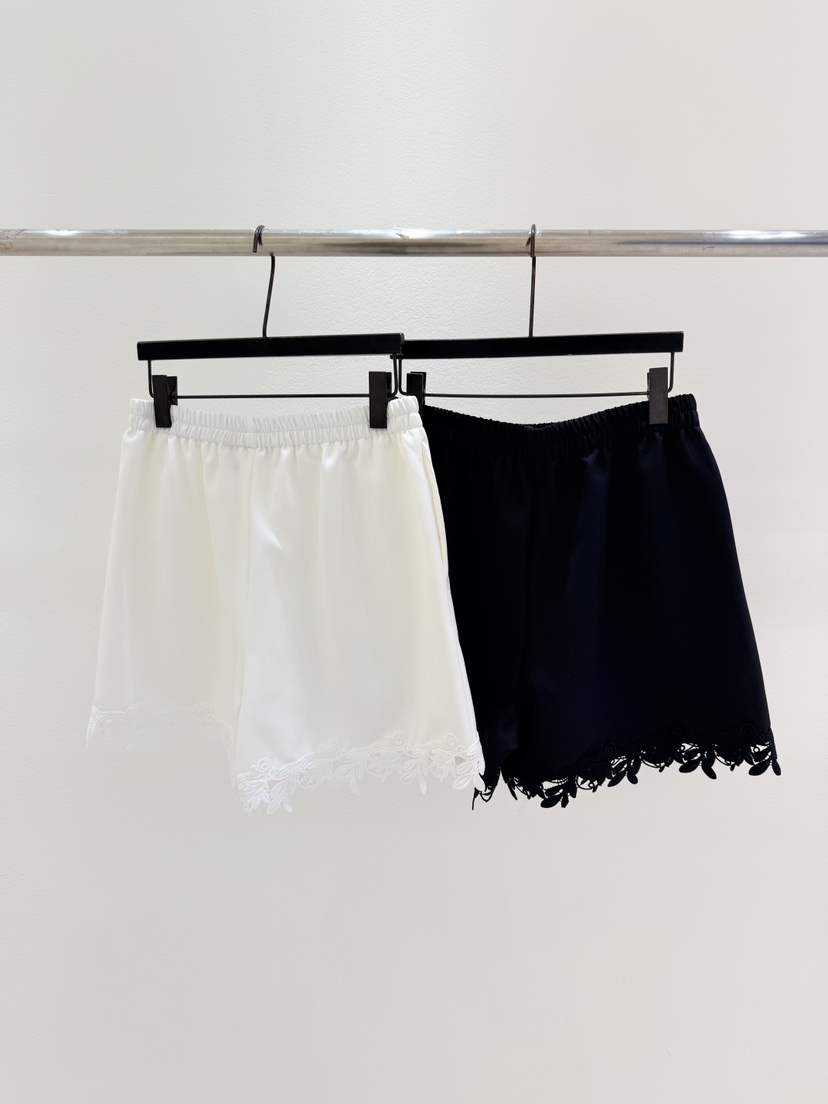 CORAL韓國直郵實拍女裝新品人氣推薦熱賣休閑26春夏短褲蕾絲CORAL短褲