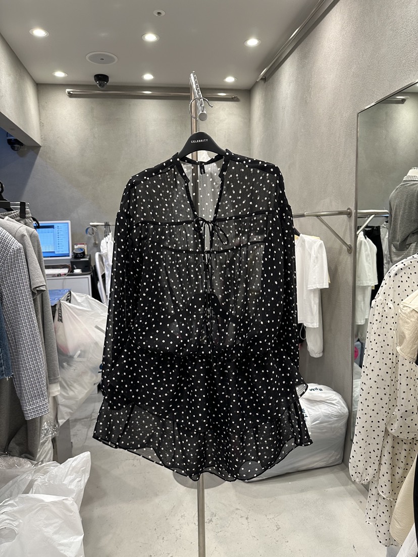 CELEBRITY-A韓國直郵女裝新品時尚人氣熱賣26春夏連衣裙CELEBRITY-A連衣裙圖色2