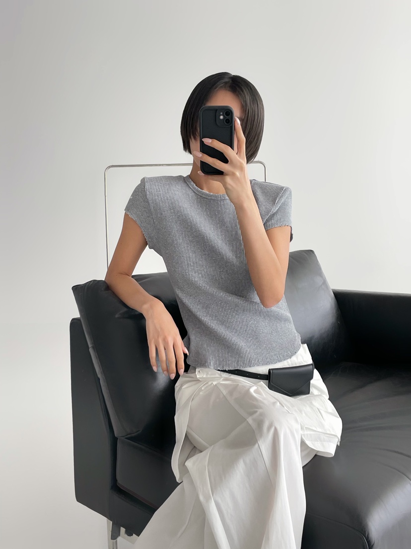 CELEBRITY-A韓國東大門直郵女裝新款26春夏熱賣休閑職業T恤CELEBRITY-AT恤