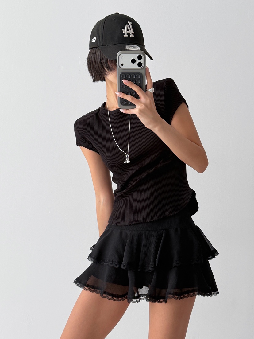 CELEBRITY-A韓國東大門直郵女裝新款26春夏熱賣休閑職業T恤CELEBRITY-AT恤