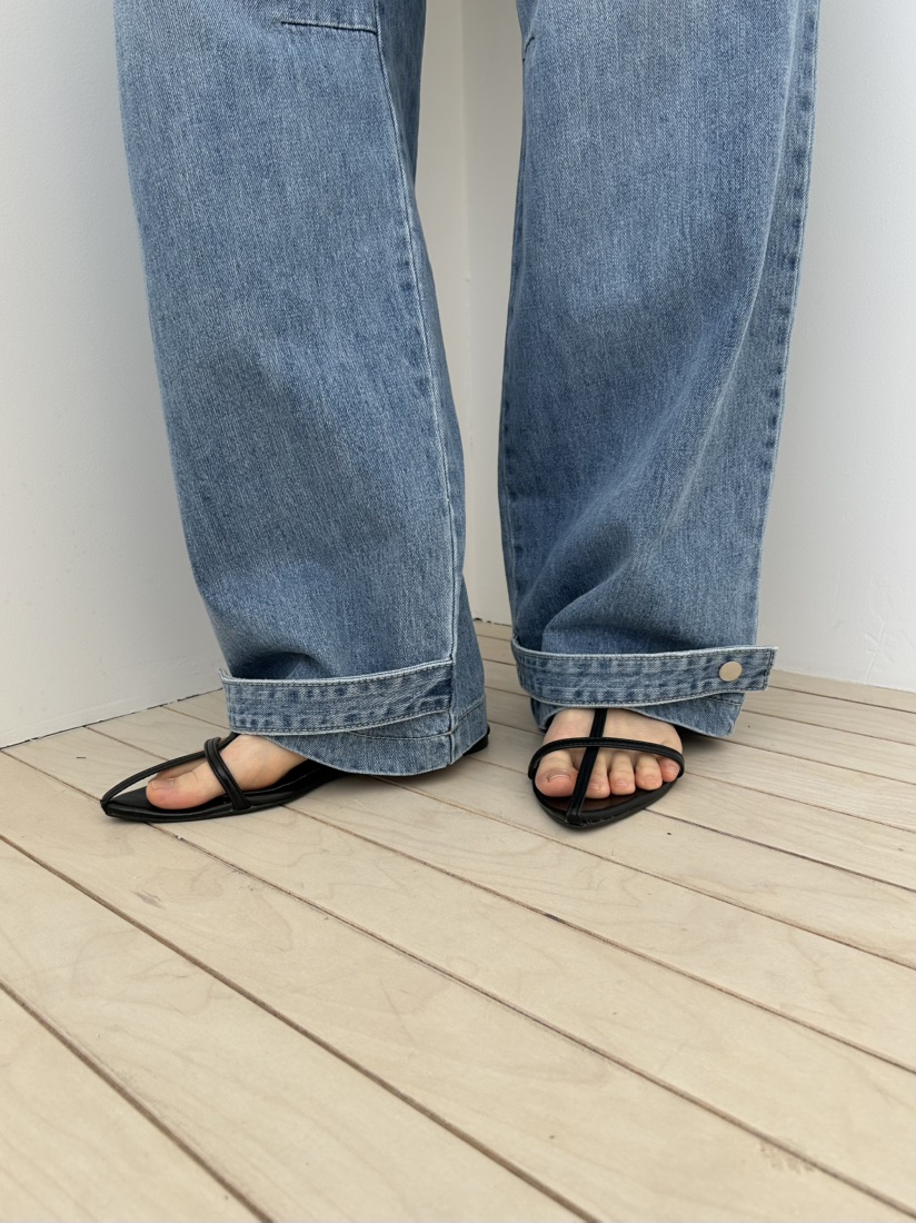 ME MO韓國東大門直郵女裝新款26春夏推薦人氣時尚牛仔褲ME MO牛仔褲