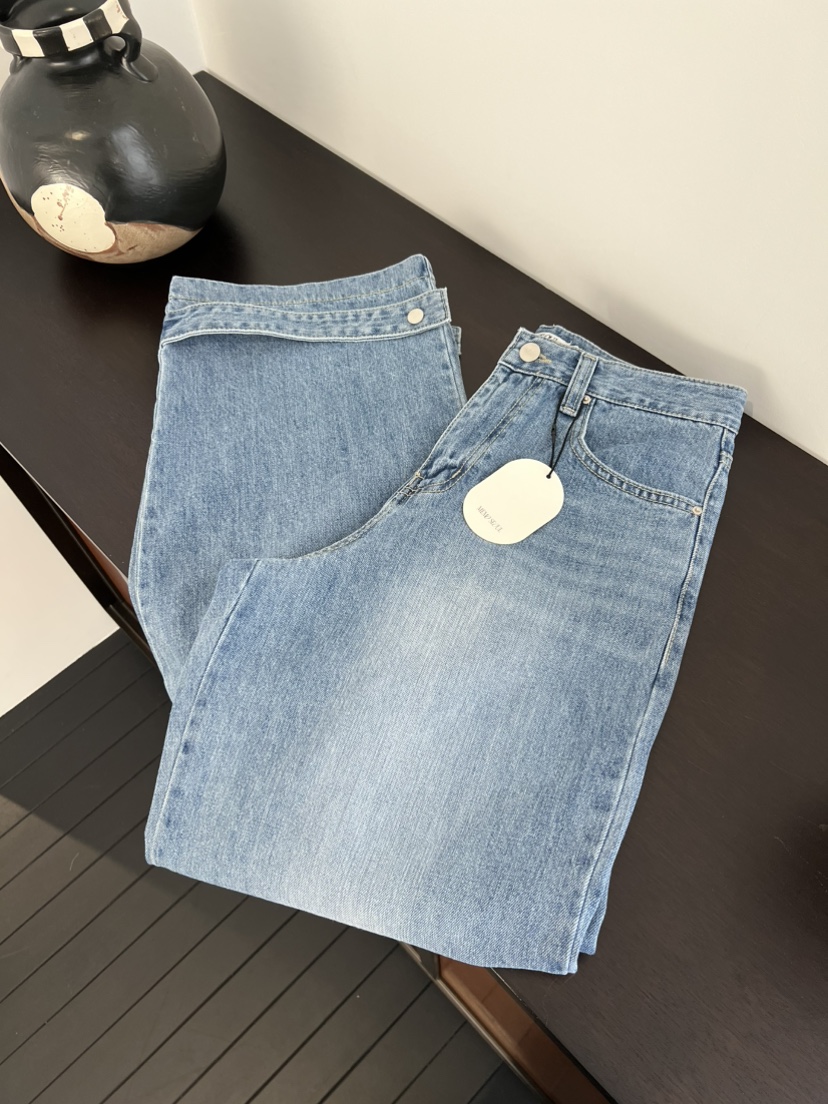 ME MO韓國東大門直郵女裝新款26春夏推薦人氣時尚牛仔褲ME MO牛仔褲