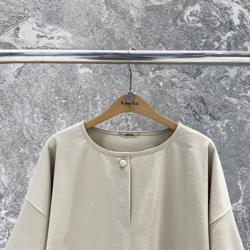 ROOKIE BUD韓國代購女裝新品26春夏職業推薦人氣熱賣T恤ROOKIE BUD-LT恤