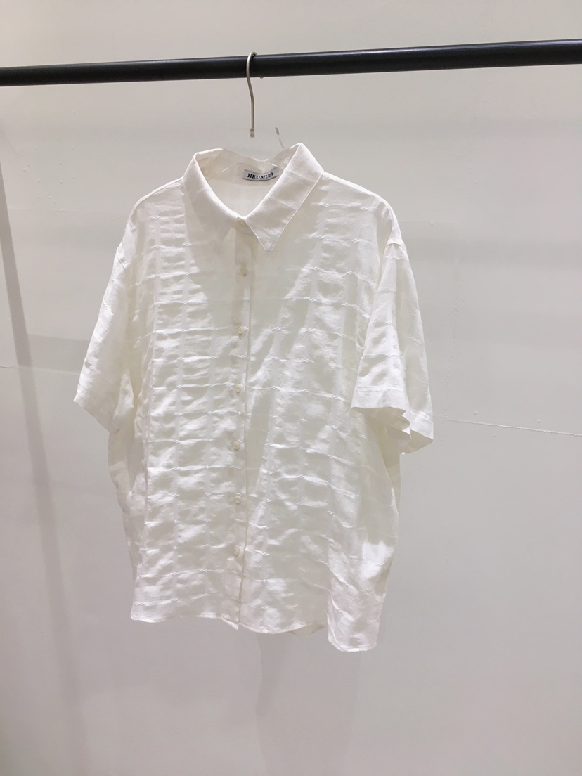 HEUMUTA韓國代購女裝新品人氣職業時尚推薦熱賣襯衫蕾絲衫HEUMUTA襯衫/蕾絲衫