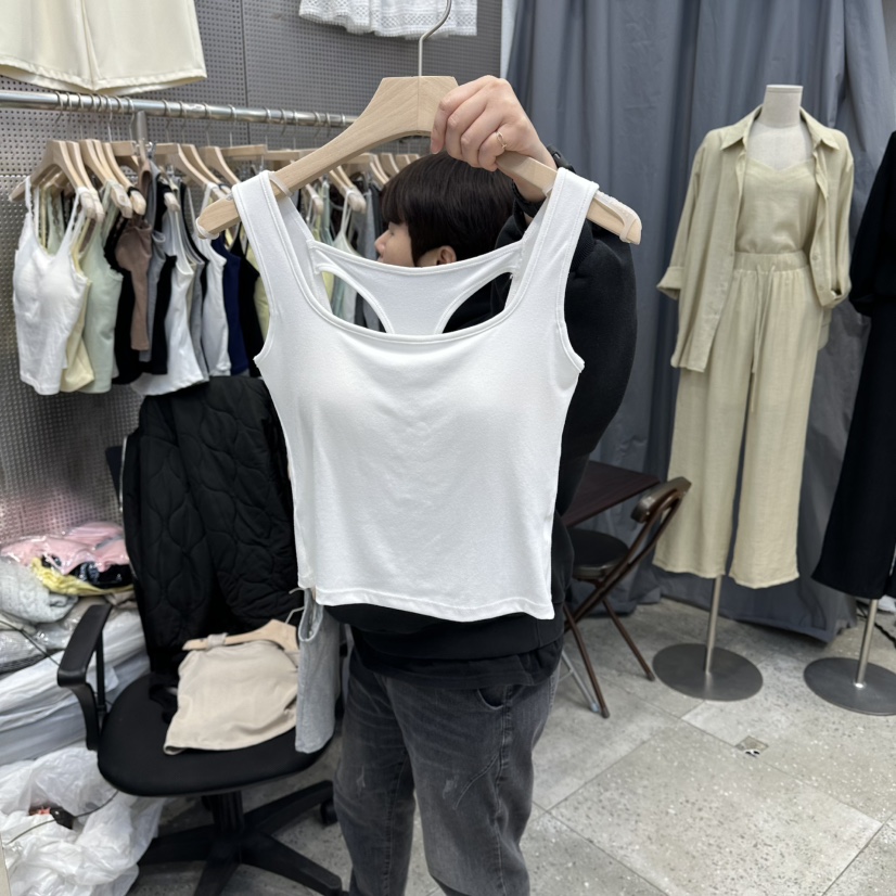 BLOOM韓國東大門代購女裝新品時尚人氣熱賣吊帶背心蕾絲開衩BLOOM-Q吊帶/背心圖色1