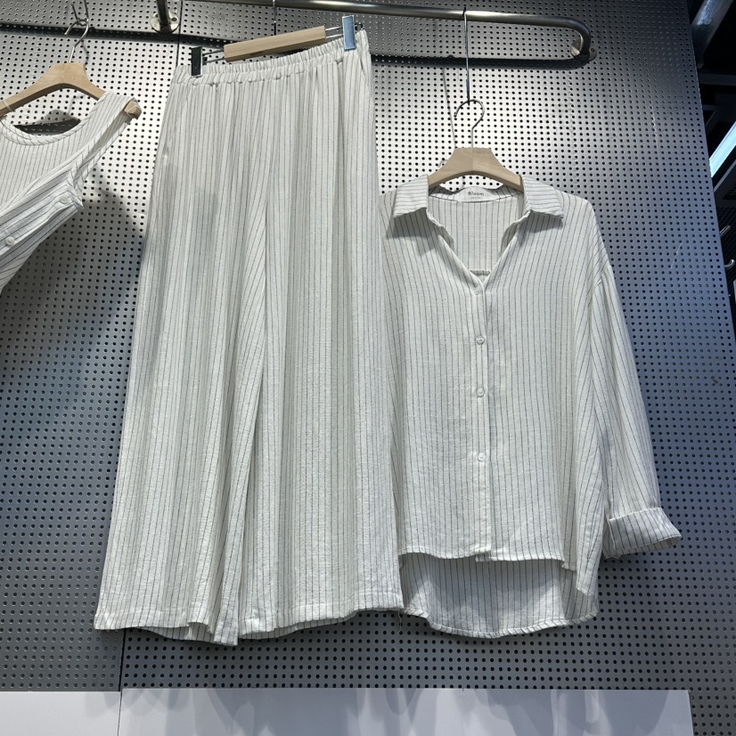 BLOOM韓國東大門代購女裝新品熱賣套裝兩件套套裝亞麻條紋BLOOM-Q套裝圖色3白色