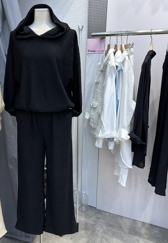 BLOOM韓國代購女士新品26春夏熱賣套裝兩件套連帽衫套裝褶皺BLOOM-Q套裝圖色2