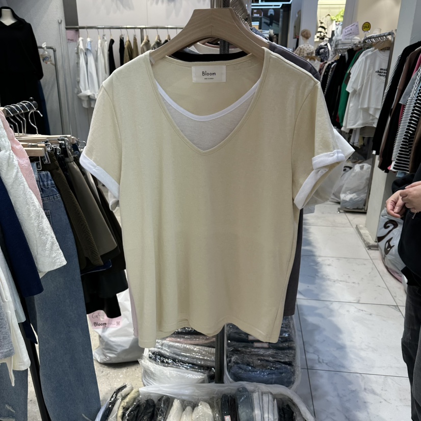 BLOOM韓國代購女士新款推薦熱賣時尚職業人氣T恤假兩件V領BLOOM-QT恤圖色1