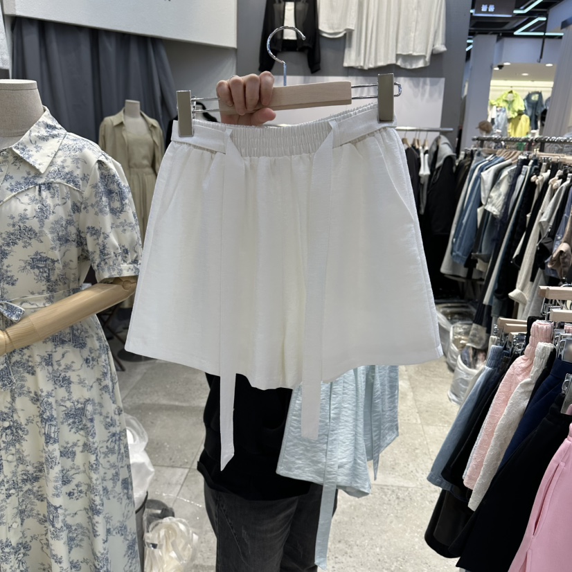 BLOOM韓國東大門直郵女士新品時尚人氣推薦短褲含腰帶亞麻BLOOM-Q短褲圖色1