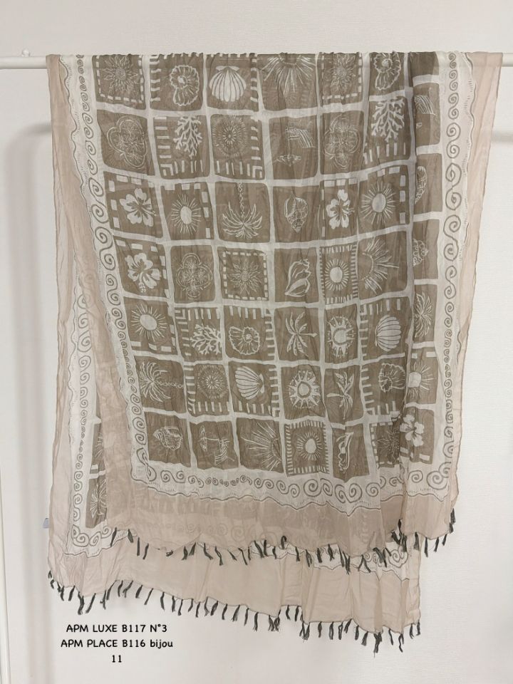 N3東大門實拍女裝新款熱賣職業推薦休閑圍巾披肩流蘇褶皺N3圍巾/披肩