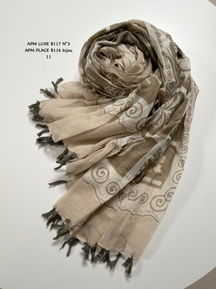 N3東大門實拍女裝新款熱賣職業推薦休閑圍巾披肩流蘇褶皺N3圍巾/披肩