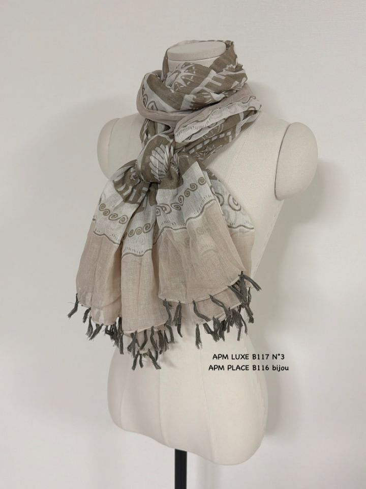 N3東大門實拍女裝新款熱賣職業推薦休閑圍巾披肩流蘇褶皺N3圍巾/披肩