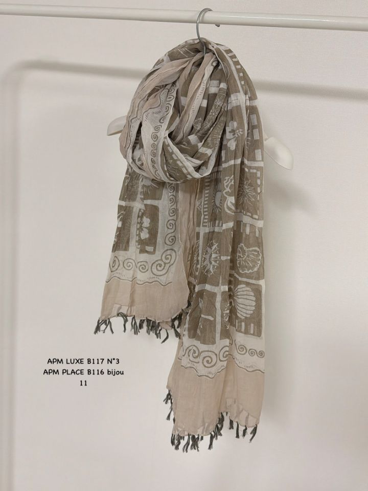 N3東大門實拍女裝新款熱賣職業推薦休閑圍巾披肩流蘇褶皺N3圍巾/披肩圖色1