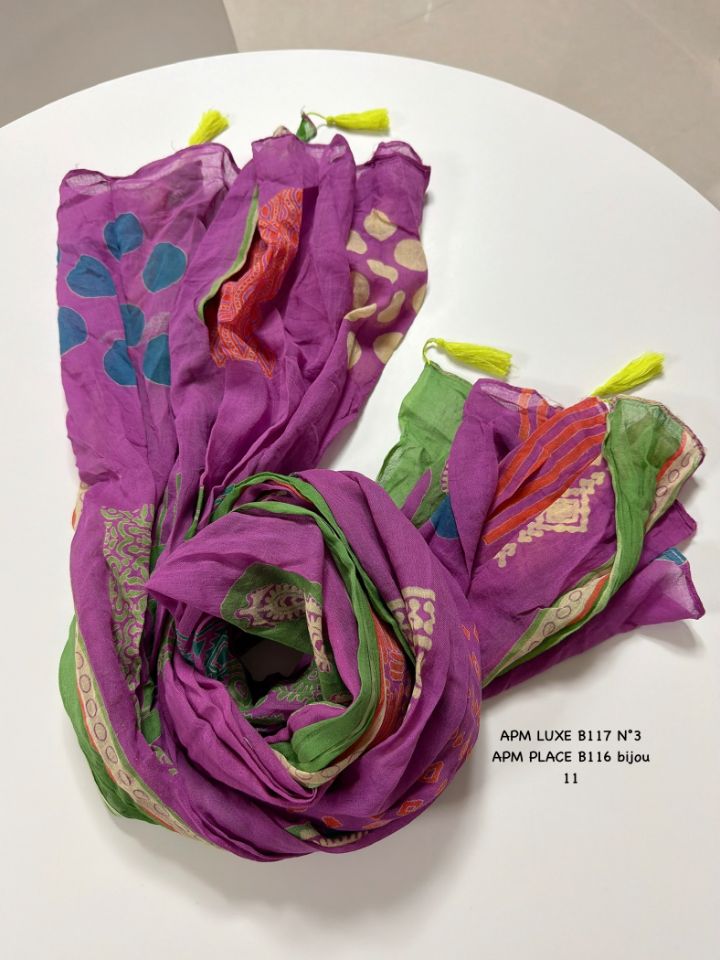 N3韓國直郵女士新款推薦26春夏職業人氣圍巾披肩流蘇褶皺N3圍巾/披肩圖色2