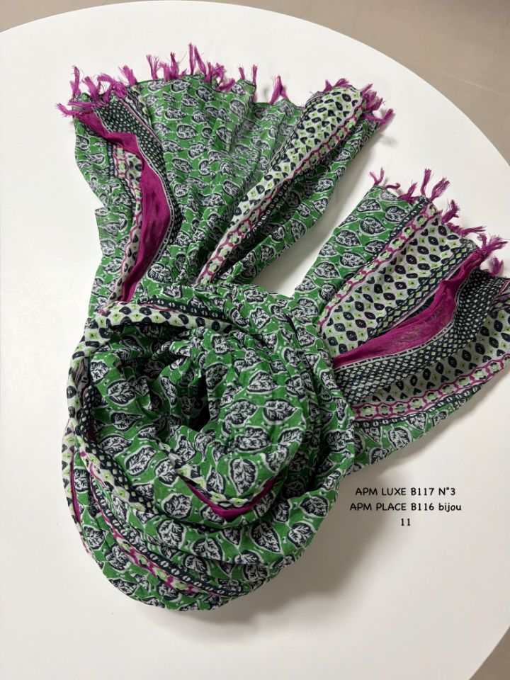 N3韓國直郵女士新款人氣職業26春夏休閑時尚圍巾披肩流蘇N3圍巾/披肩