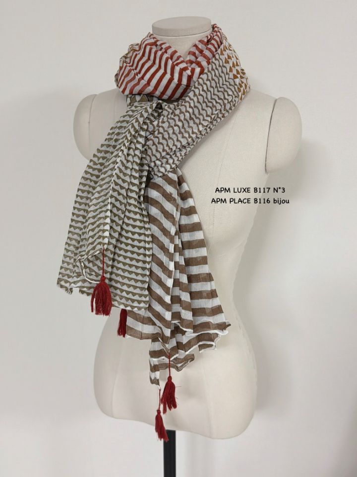 N3東大門直郵女士新款熱賣26春夏休閑真品職業圍巾披肩流蘇N3圍巾/披肩