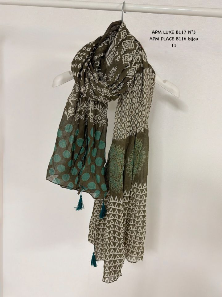 N3東大門實拍女士新款熱賣推薦人氣職業圍巾披肩流蘇褶皺N3圍巾/披肩