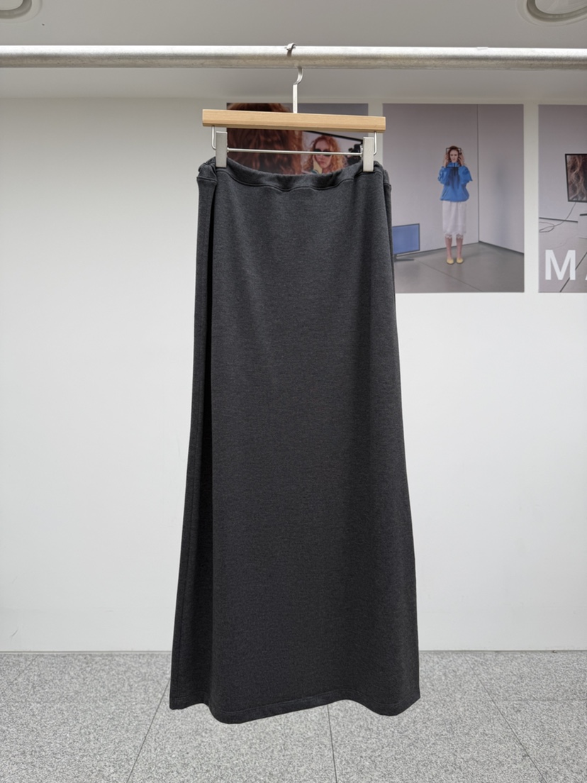 MADE-P韓國直郵女士新款推薦人氣職業時尚熱賣26春夏長裙MADE-P長裙