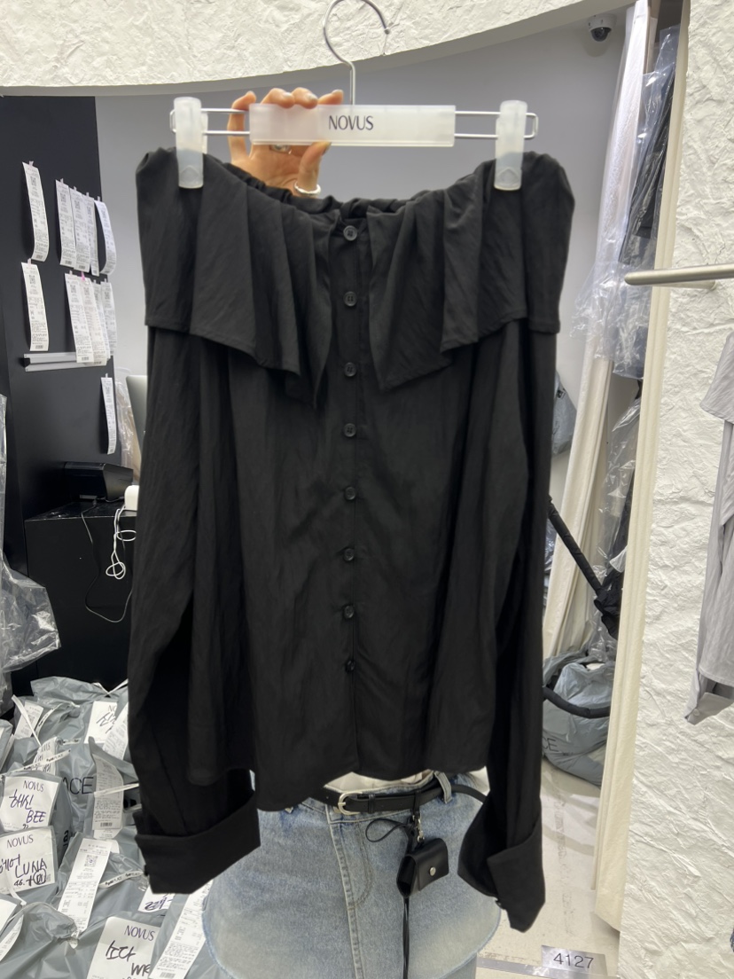 NOVUS韓國直郵女裝新款推薦職業時尚熱賣人氣襯衫蕾絲衫露肩NOVUS襯衫/蕾絲衫圖色3