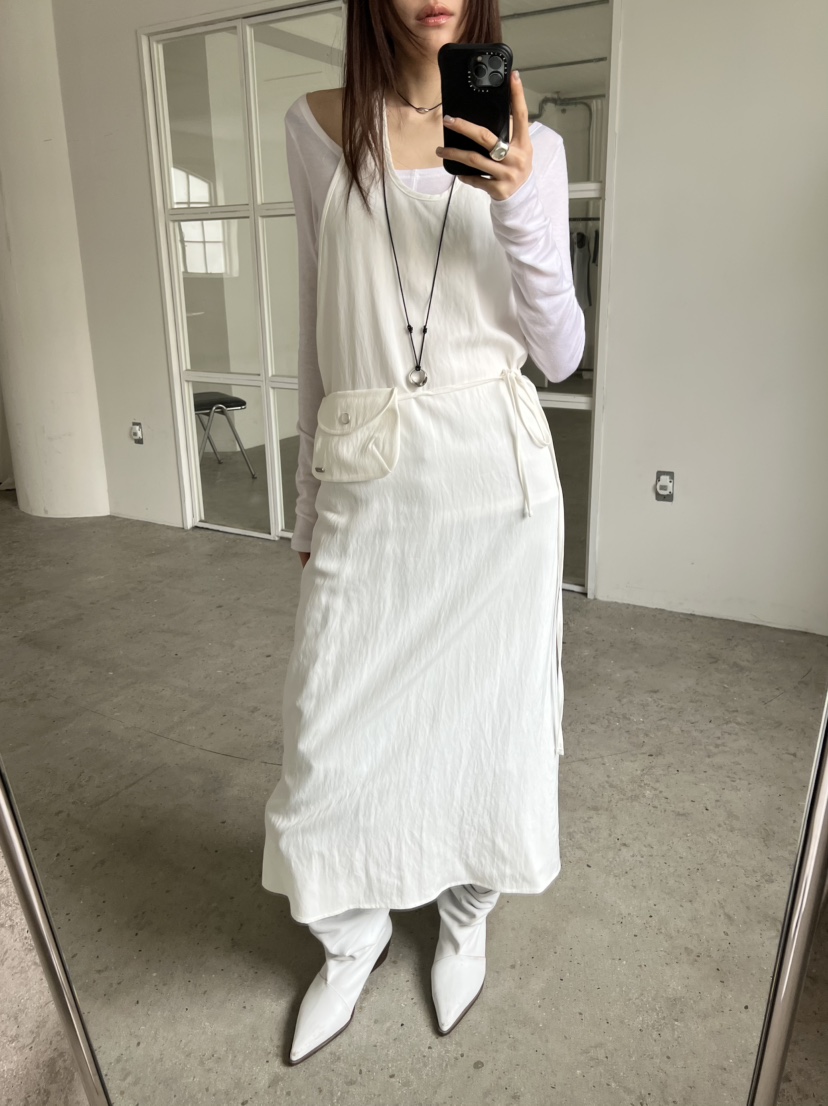 NOVUS韓國東大門直郵女裝新品26春夏職業推薦連衣裙裹身裙NOVUS連衣裙