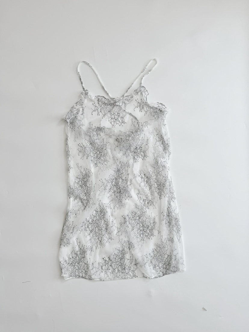 OLI SEOUL韓國直郵實拍女裝新品推薦時尚連衣裙蕾絲開衩OLI SEOUL連衣裙圖色1