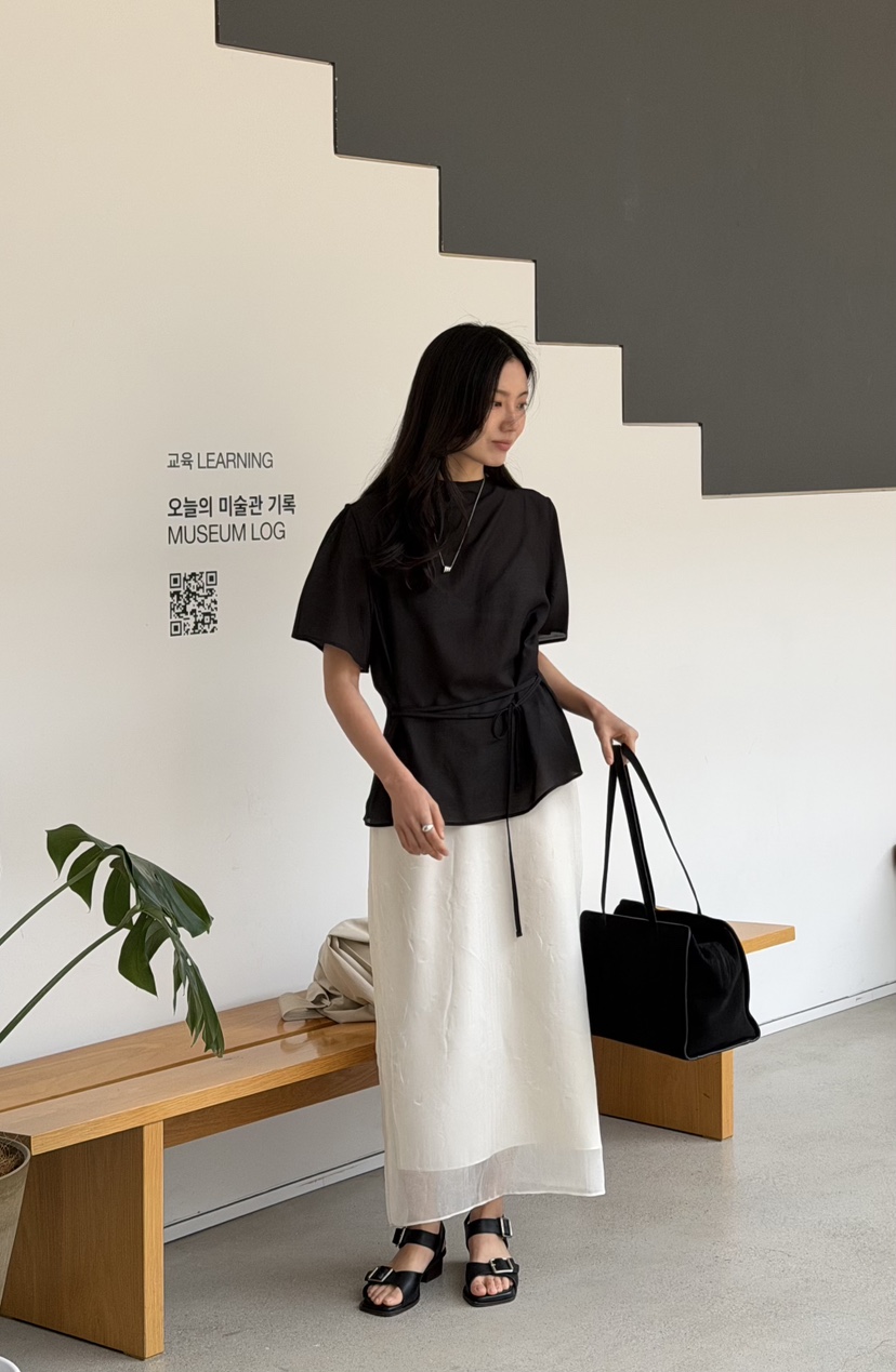 AMY GRACE-A韓國東大門代購女裝新款職業熱賣26春夏長裙透明AMY GRACE-A長裙