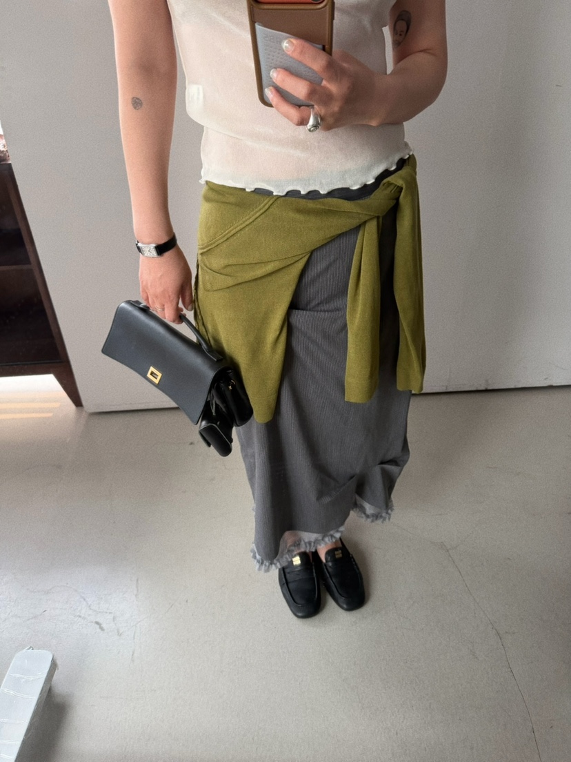 OLI SEOUL韓國代購女裝新款職業推薦人氣吊帶背心天鵝絨OLI SEOUL吊帶/背心