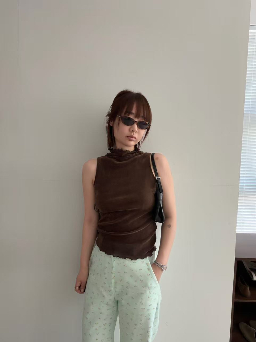 OLI SEOUL韓國代購女裝新款職業推薦人氣吊帶背心天鵝絨OLI SEOUL吊帶/背心