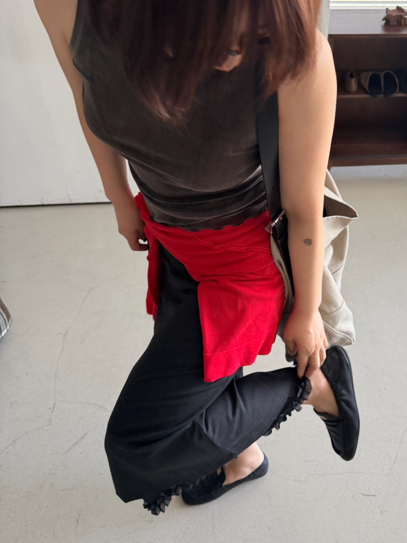 OLI SEOUL韓國代購女裝新款職業推薦人氣吊帶背心天鵝絨OLI SEOUL吊帶/背心