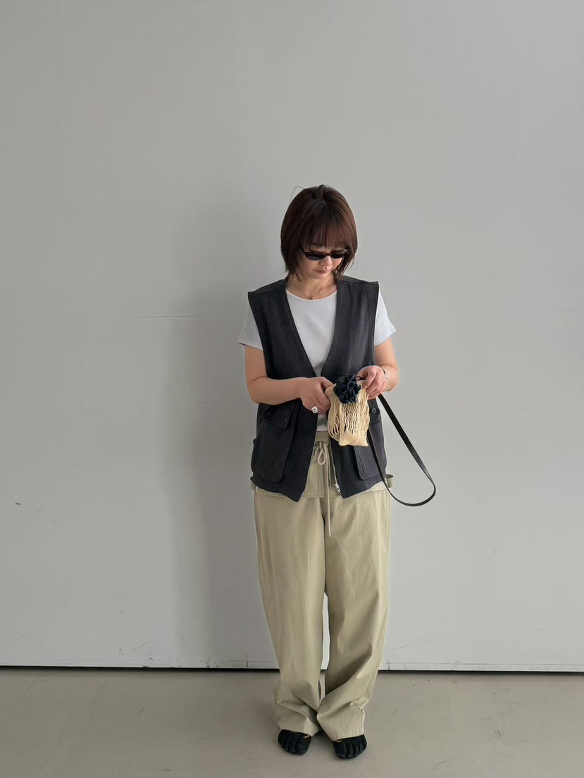 OLI SEOUL韓國東大門直郵女裝新款熱賣人氣時尚馬甲亞麻OLI SEOUL馬甲