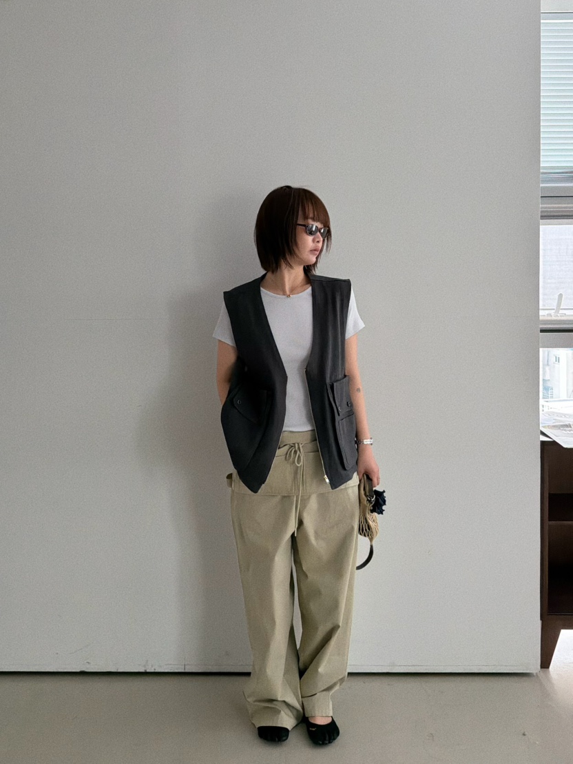 OLI SEOUL韓國東大門直郵女裝新款熱賣人氣時尚馬甲亞麻OLI SEOUL馬甲