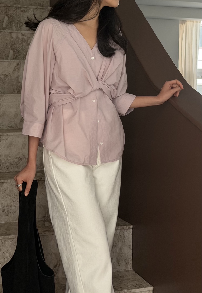 AMY GRACE-A韓國直郵實拍女裝新款人氣推薦時尚襯衫蕾絲衫AMY GRACE-A襯衫/蕾絲衫