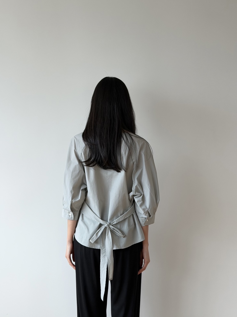 AMY GRACE-A韓國直郵實拍女裝新款人氣推薦時尚襯衫蕾絲衫AMY GRACE-A襯衫/蕾絲衫