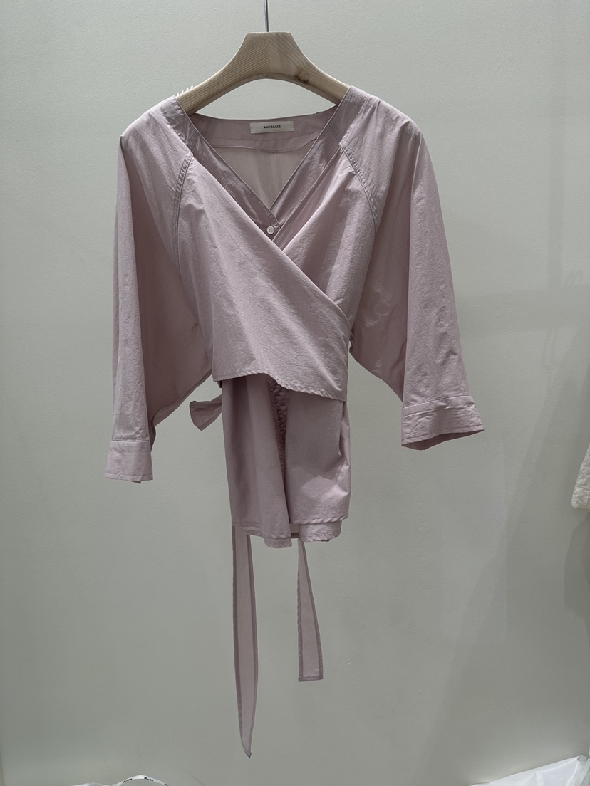 AMY GRACE-A韓國直郵實拍女裝新款人氣推薦時尚襯衫蕾絲衫AMY GRACE-A襯衫/蕾絲衫圖色3