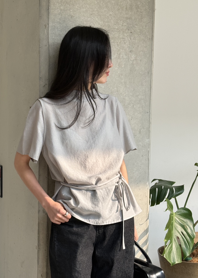 AMY GRACE-A韓國直郵女士新品休閑襯衫蕾絲衫含腰繩高領AMY GRACE-A襯衫/蕾絲衫