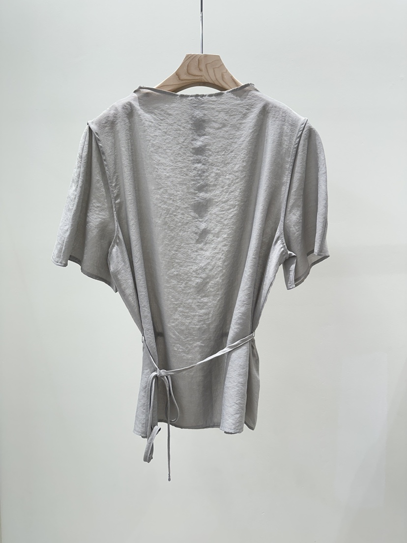 AMY GRACE-A韓國直郵女士新品休閑襯衫蕾絲衫含腰繩高領AMY GRACE-A襯衫/蕾絲衫圖色3