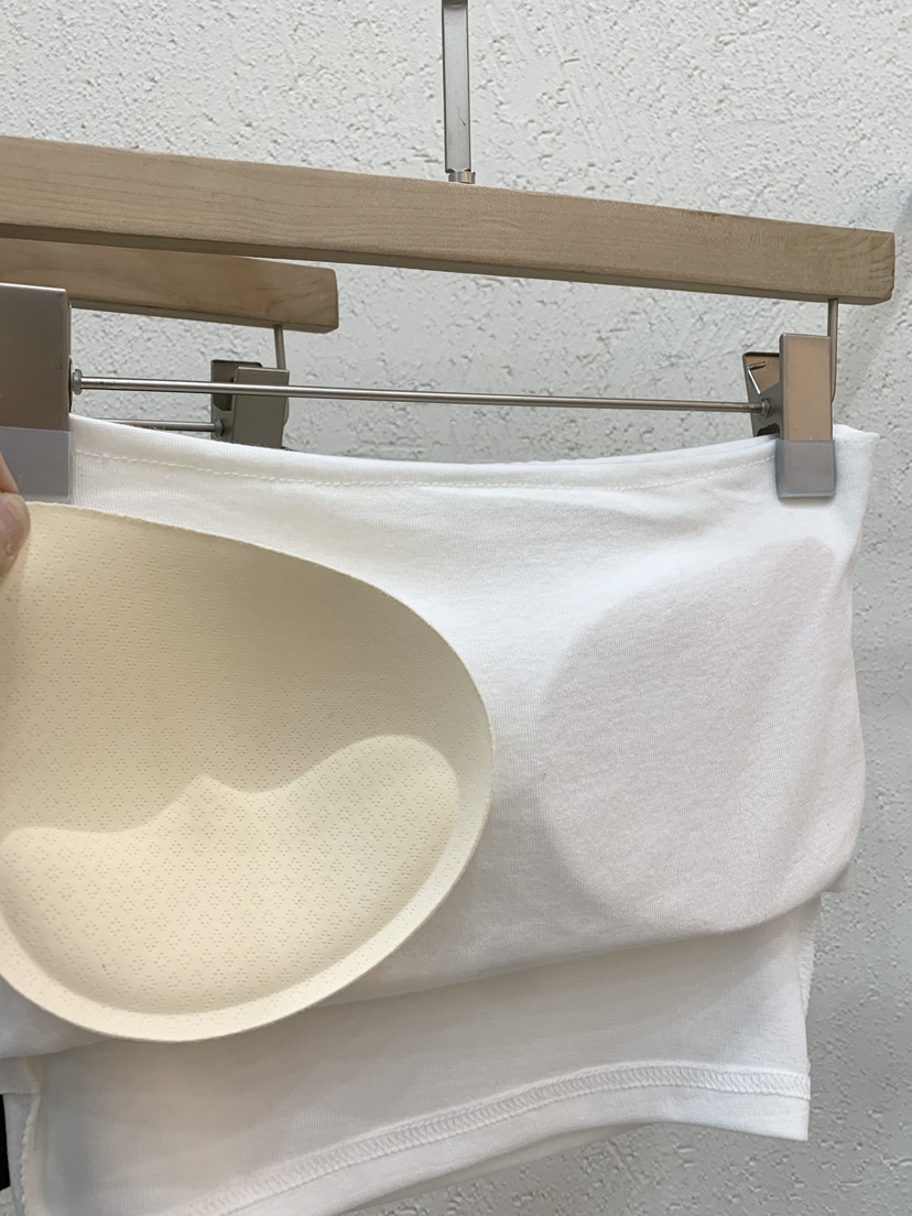 LIGHT AND SALT韓國代購女士新款職業推薦26春夏吊帶背心LIGHT AND SALT吊帶/背心