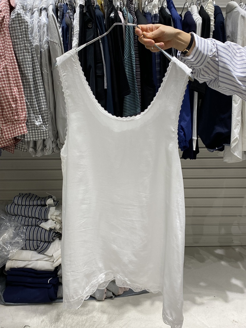 BRICKLANE韓國東大門代購女裝新款時尚人氣吊帶背心不對稱BRICKLANE吊帶/背心圖色1