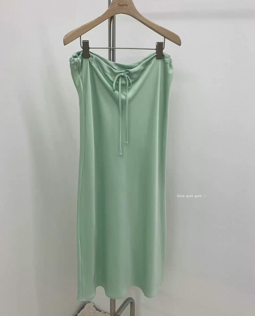 LOVE MY SANTA韓國東大門直郵女裝新款人氣半身裙中短裙絲綢Santa/LOVE MY SANTA半身裙/中短裙圖色2