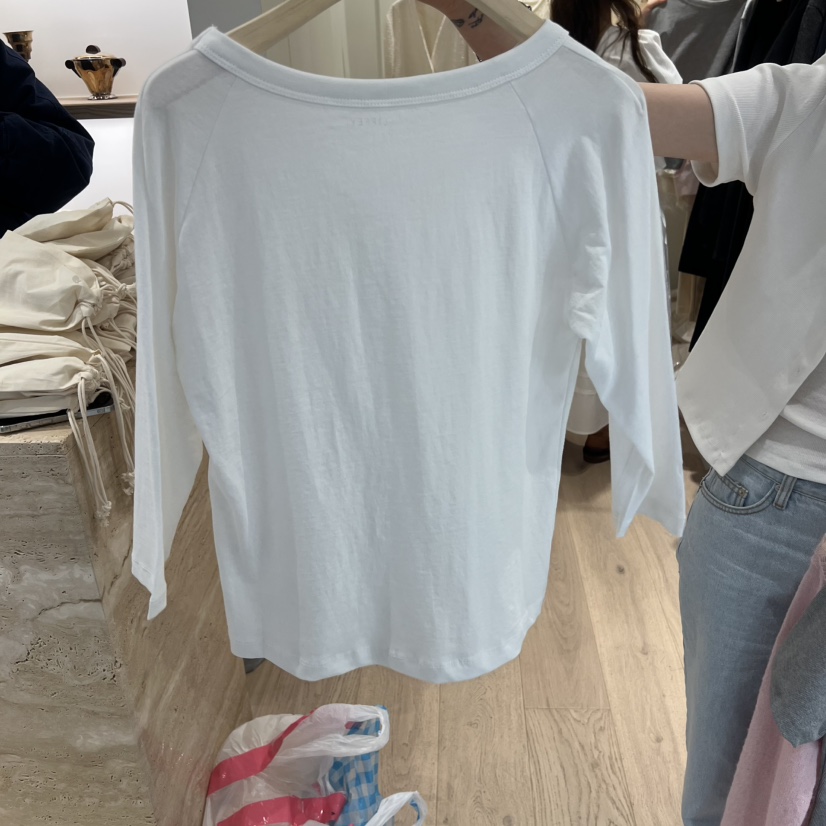 LIFFEY韓國東大門代購女裝新品時尚推薦26春夏長袖T恤船領LIFFEY長袖T恤
