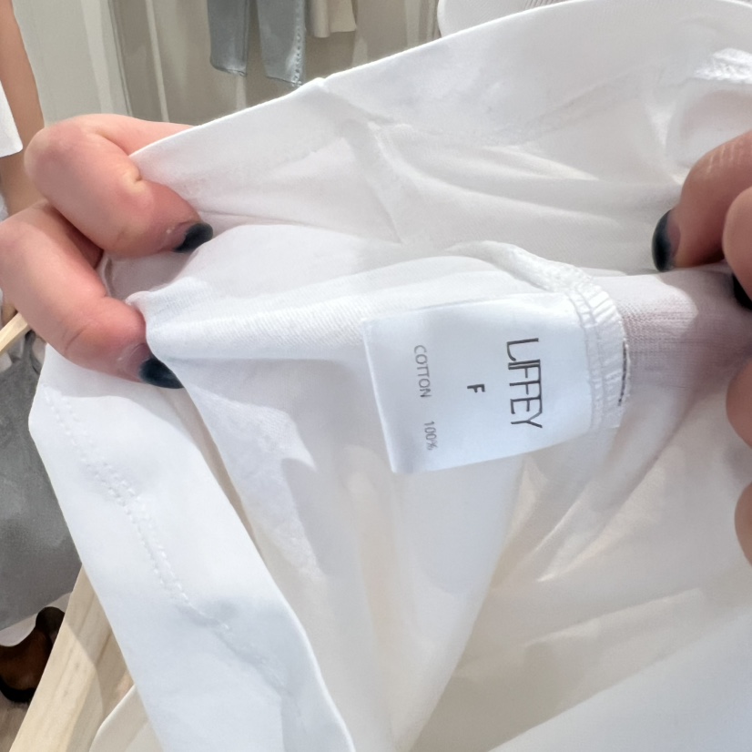 LIFFEY韓國東大門代購女裝新品時尚推薦26春夏長袖T恤船領LIFFEY長袖T恤