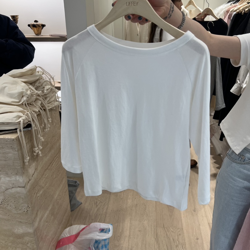 LIFFEY韓國東大門代購女裝新品時尚推薦26春夏長袖T恤船領LIFFEY長袖T恤圖色2