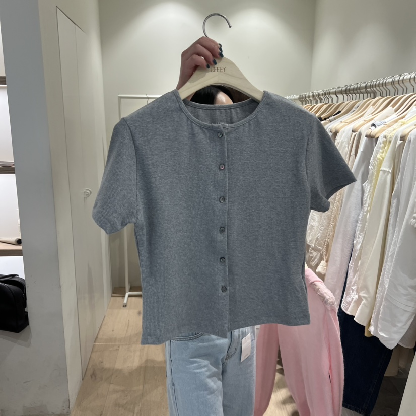 LIFFEY韓國東大門直郵女士新品人氣職業休閑26春夏T恤不含內搭LIFFEYT恤圖色1