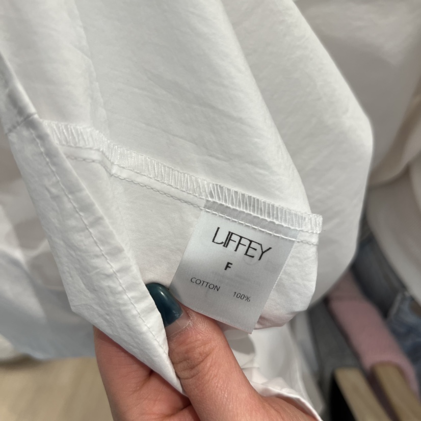 LIFFEY韓國東大門直郵女裝新款職業26春夏熱賣襯衫蕾絲衫LIFFEY襯衫/蕾絲衫