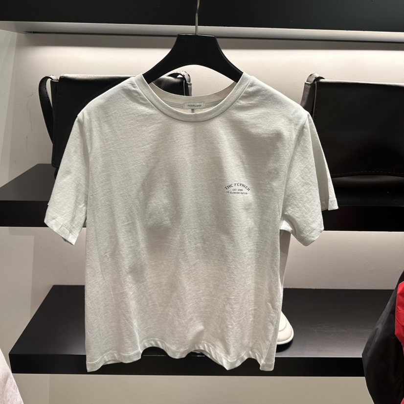 FEBRUARY 11韓國東大門直郵女士新款職業人氣推薦熱賣T恤FEBRUARY 11T恤圖色4