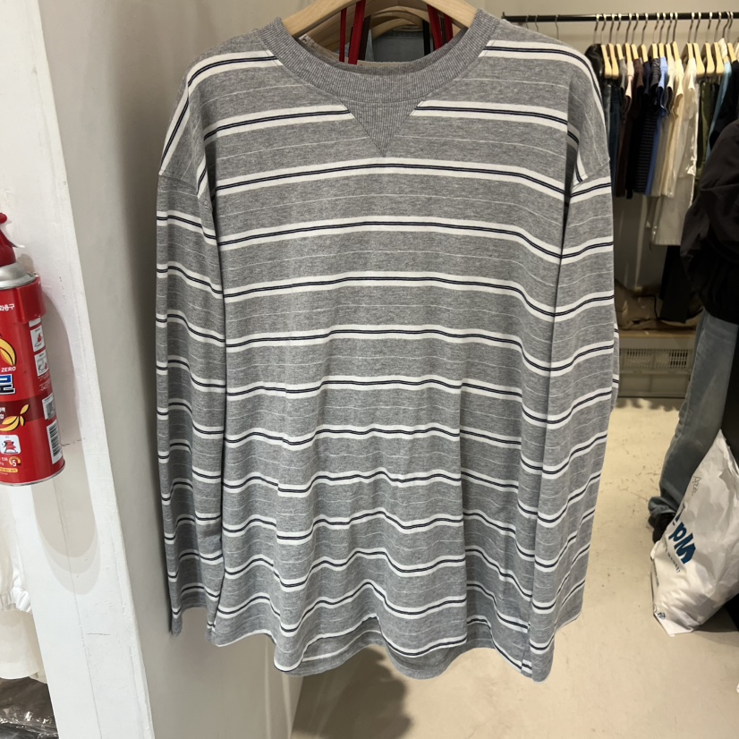 PLATE韓國直郵實拍女裝新款推薦熱賣人氣職業長袖T恤條紋PLATE長袖T恤圖色2